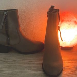 Clarks Ankle boot